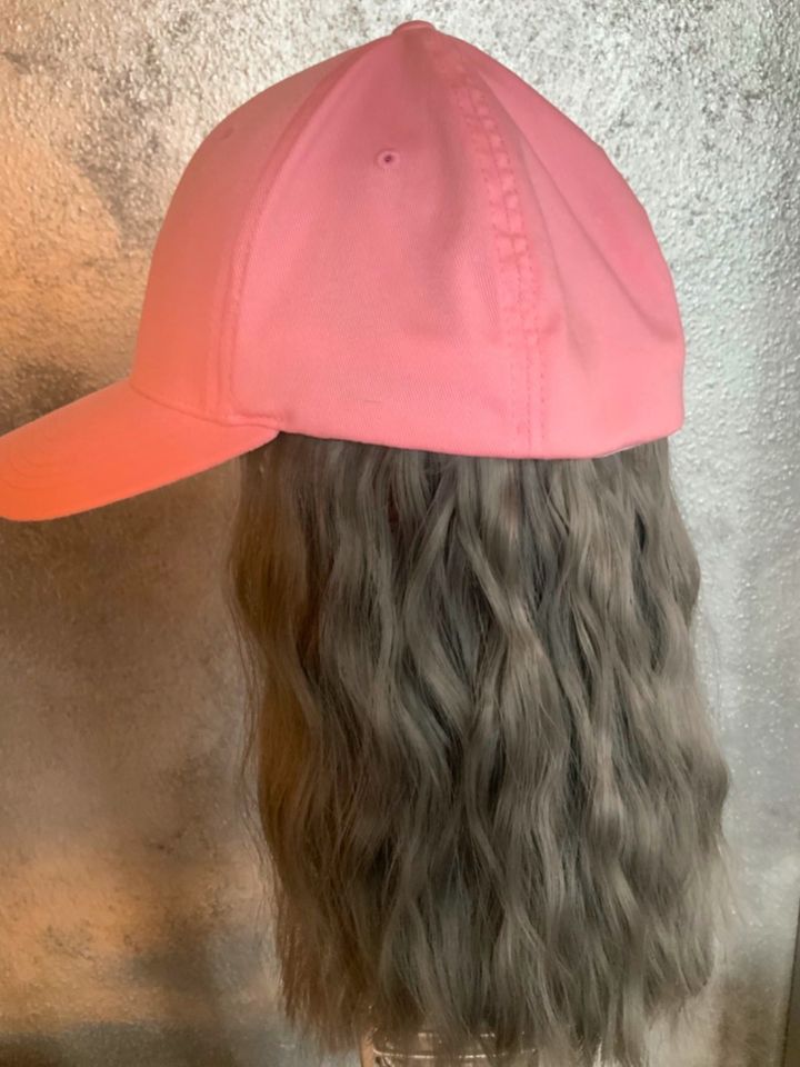 Basecap, Mütze cap mit Haaren, Chemo, Perücke, Haarersatz L/XL in Stuttgart  - Bad Cannstatt | eBay Kleinanzeigen ist jetzt Kleinanzeigen