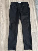 Schwarze Jeans von Brax Größe 34/34 Hessen - Wolfhagen  Vorschau