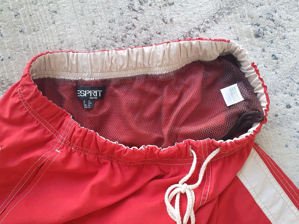 Badehose/Short Esprit  Gr XL in Dietenheim