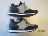 Neuwertige Sneaker by Rieker für die Dame Gr. 39 Sachsen-Anhalt - Magdeburg Vorschau