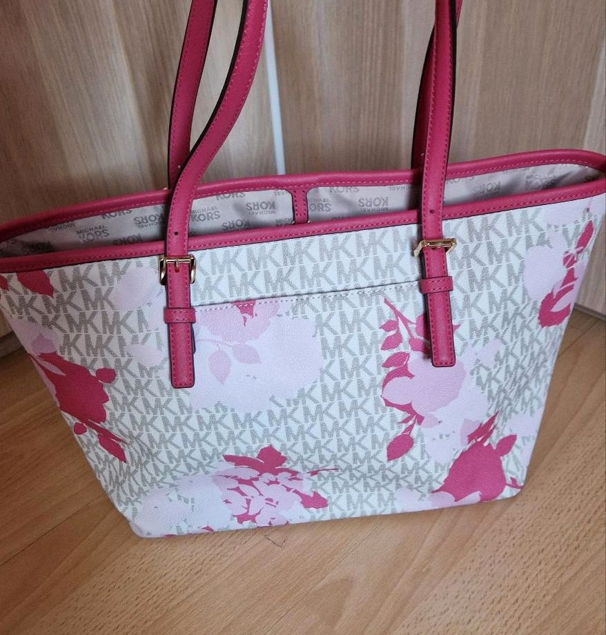 Michael Kors Shopper Pink Blumen in München