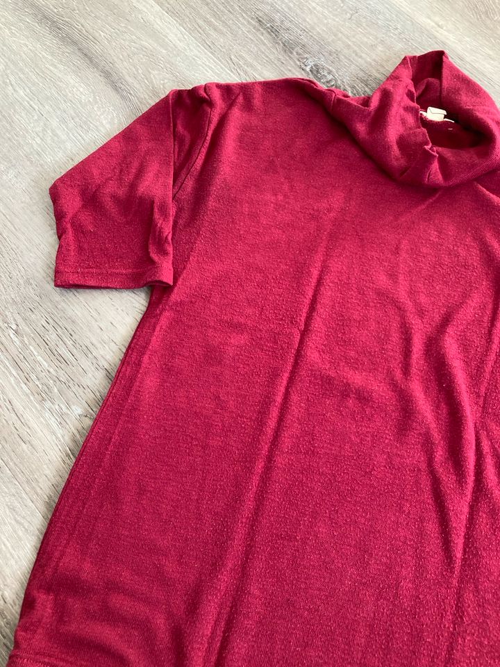 Esprit Kurzarm Shirt mit Rollkragen, Beeren Farben, Größe XS in Niederlangen