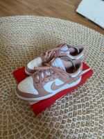 Nike Dunk Low Rose Whisper 38 Niedersachsen - Dörpen Vorschau