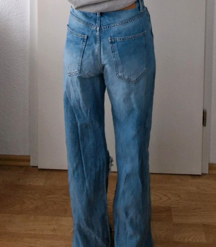 Baggy Jeans Risse in Montabaur