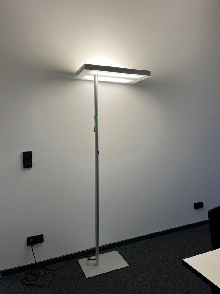 Nimbus Office Air Stehlampen / Stehleuchte / Bürolampe in München