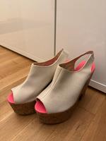 Schöne High Heels in weiß/pink Berlin - Charlottenburg Vorschau