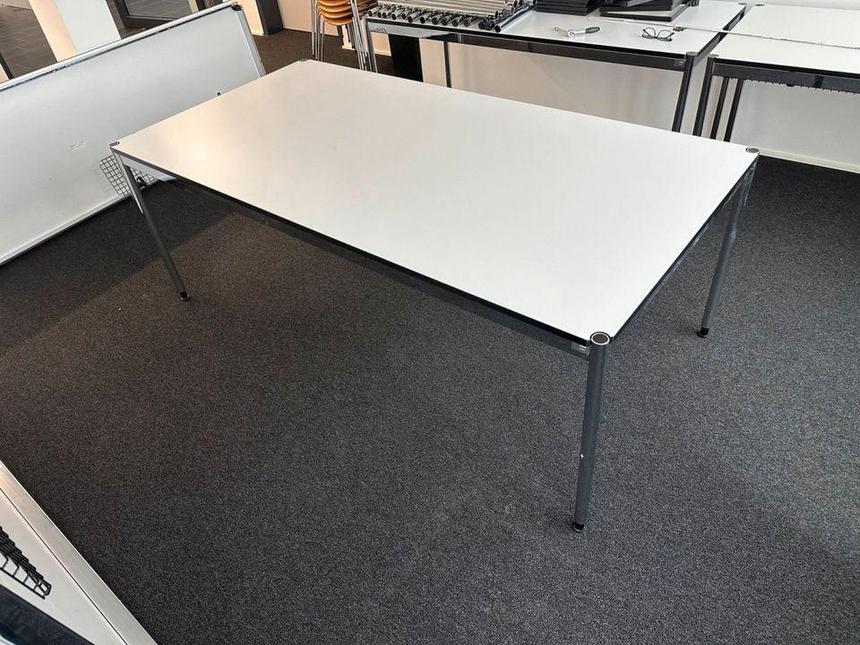 USM Haller Tisch Schreibtisch Esstisch Konferenztisch 200x100 in Recke