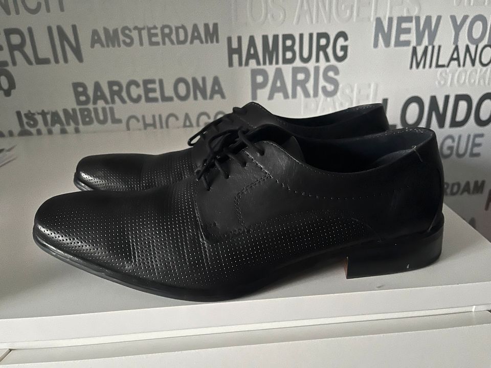 Herren Anzug Schuhe, Leder, Gr. 45 in Niedersachsen - Großefehn | eBay  Kleinanzeigen ist jetzt Kleinanzeigen
