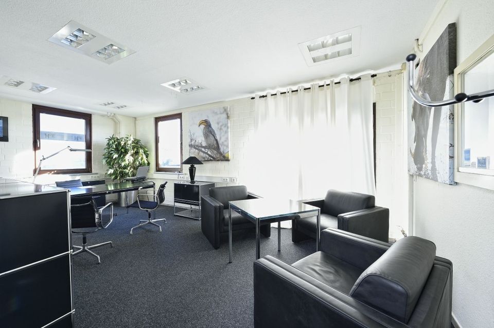 Büromöbel Vitra Drehstuhl, Lederbezug schwarz, Art.Nr. N142 in Zülpich