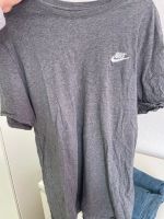 Nike Shirt Größe L Leipzig - Grünau-Ost Vorschau