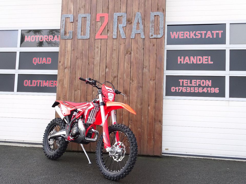 BETA X Trainer 250 / 300 MY 24 Enduro Xtrainer Freeride r in Berlstedt