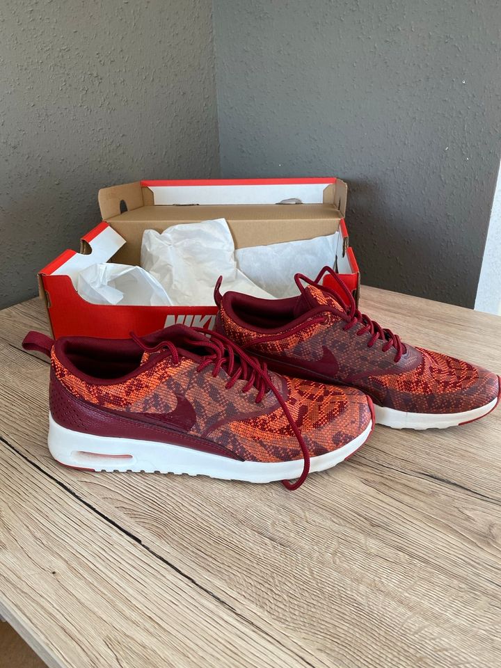 Nike Air Pegasus Sondermodell Gr. 41 neuwertig rot/orange in Hattingen