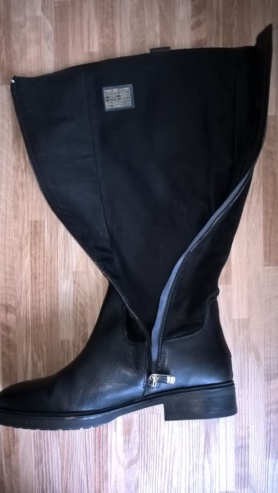 TOMMY HILFIGER "TH Hardware Suede Longboot" Stiefel - 41 in Neuss