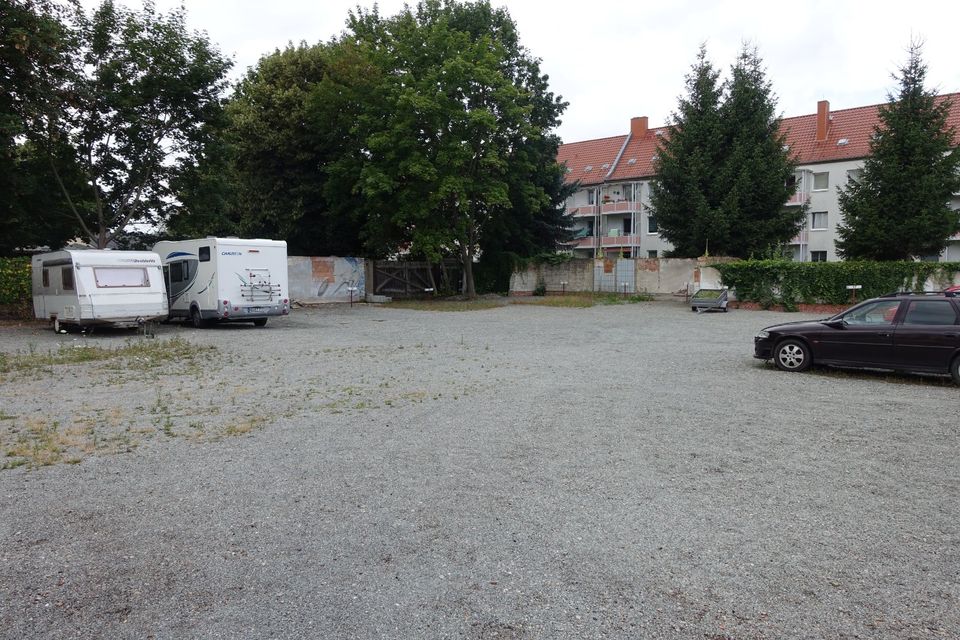 Garage mit Licht und Strom in Magdeburg Alt Fermersleben ab sofort zu vermieten in Magdeburg