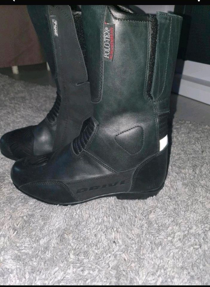 Motorrad stiefel in Wiesbaden