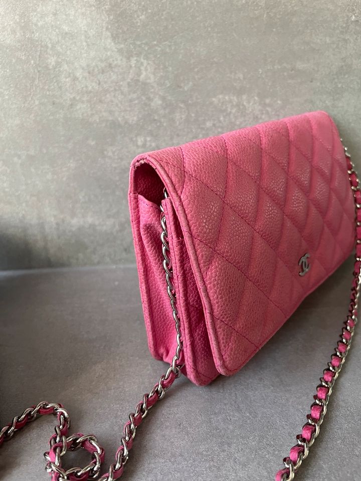 Chanel Wallet on Chain Caviar WOC Tasche Handtasche rosa SHW in Berlin