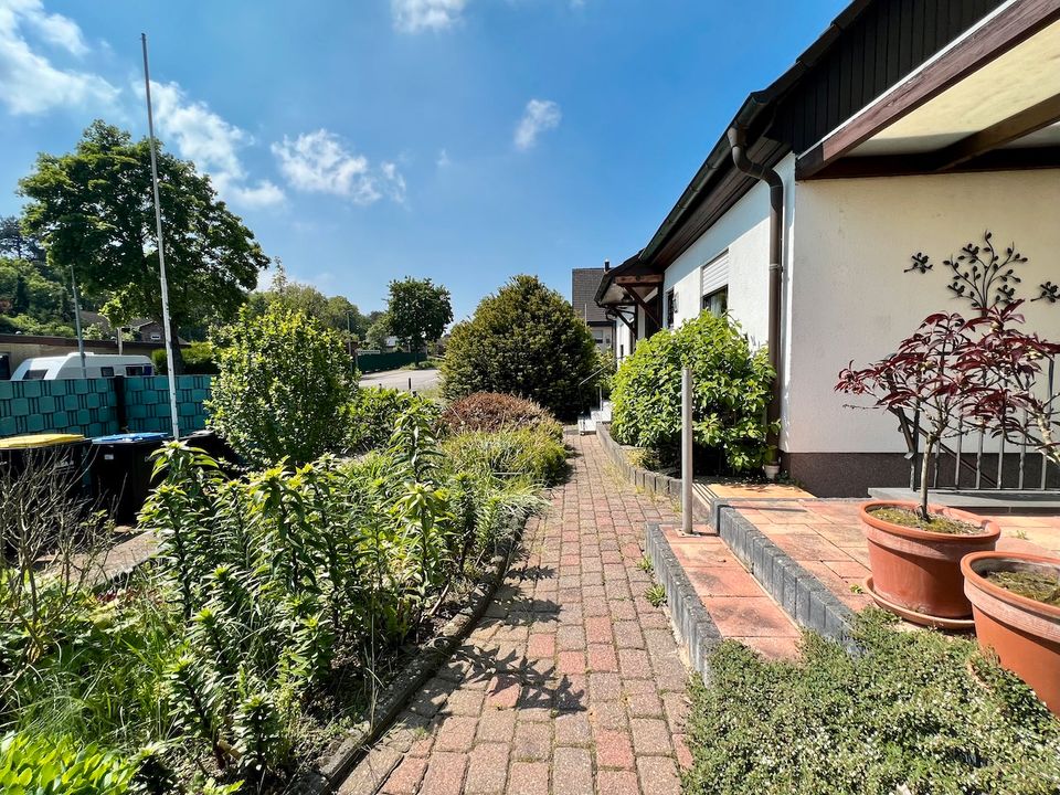 Freistehendes Einfamilienhaus mit viel Platz in Bedburg