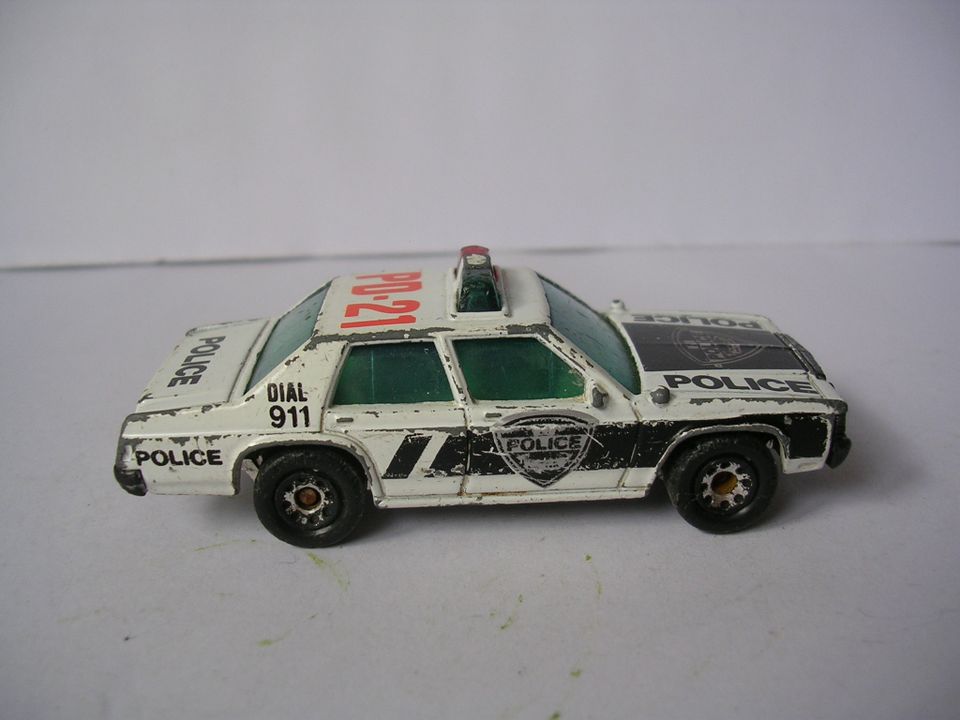 Ford LTD - Police - Matchbox - 1:69 - Macau - 1987 in Dorsheim