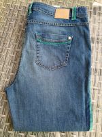 3/4 leichte Sommer Jeans Größe 44 blau mit grünen Seiten Frankfurt am Main - Praunheim Vorschau