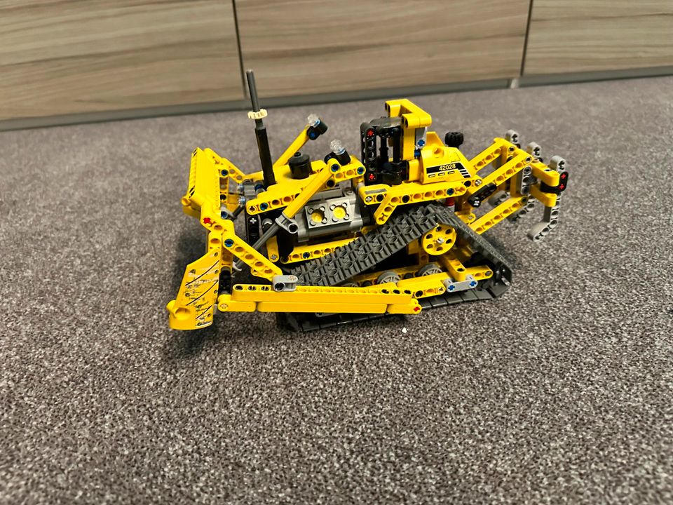 Lego Technik Bulldozer in Gelsenkirchen