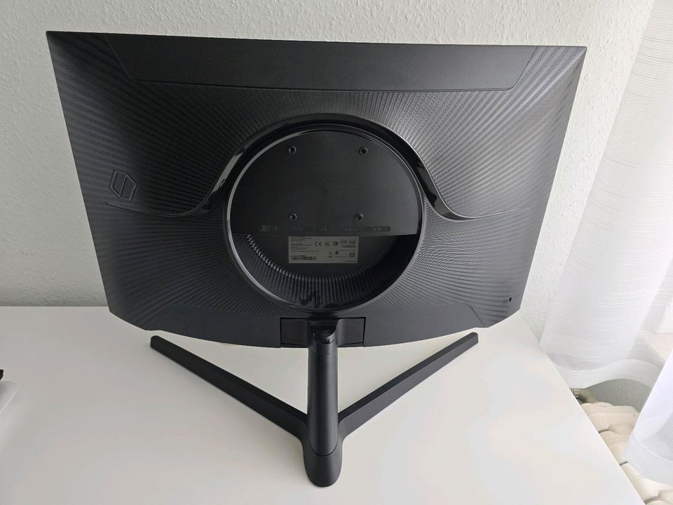 DEFEKT Samsung Odyssey G5 C27G54TQWR 27 Zoll Monitor in Duisburg