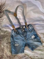 Top Zustand H&M Jeans Shorts mit Hosenträgern gr 80 Niedersachsen - Worpswede Vorschau