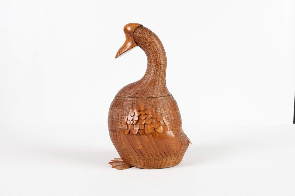 Mid Century Gans Ente Bast Holz Figur Art Design Vogel Basket in Frankfurt am Main