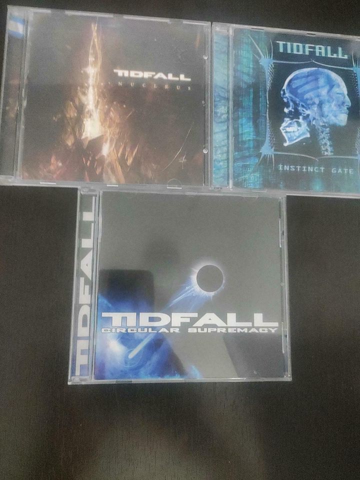 TIDFALL - 3 CD`s Nucleus, Instinct Gate, Circular Supremacy Black in Düsseldorf