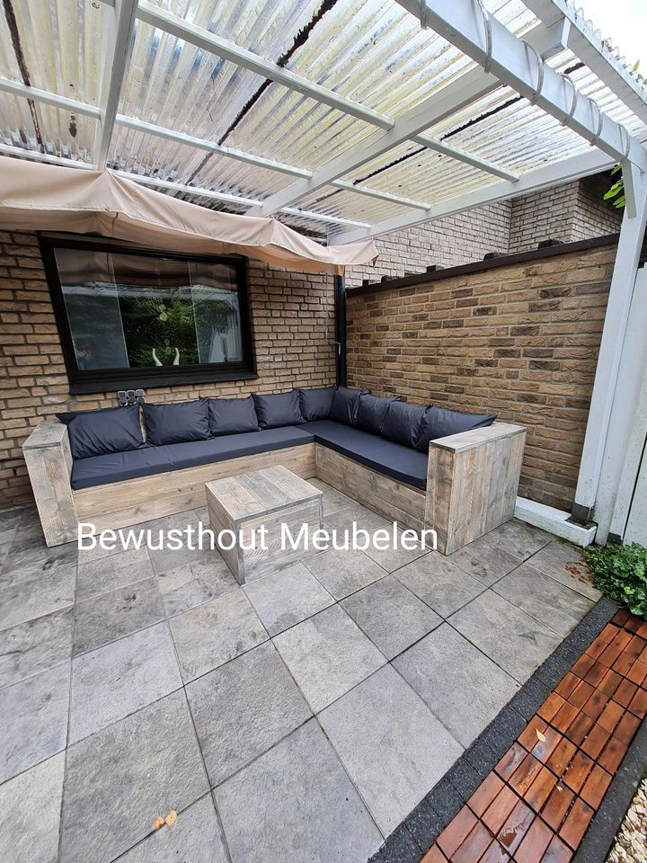 Ecksofa aus Gerüst Gartenmöbel Lounge Terrasse! in Oberhausen