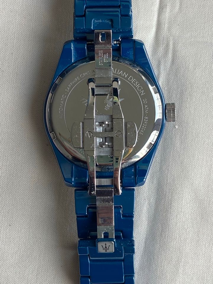 Seltene Maserati Ceramic Automatic Herrenuhr in blau - Box in Hamburg