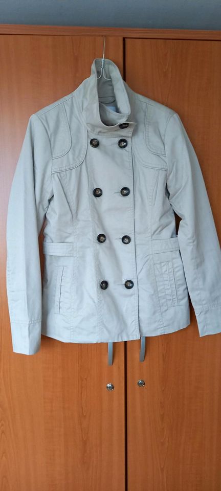 Jacke- Trenchcoat in Selmsdorf