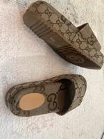 Sandalen/ Schlappen Baden-Württemberg - Gaggenau Vorschau