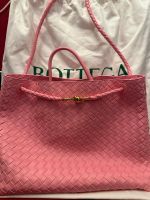 Neue Bottega Veneta Andiamo Tasche groß in rosa Hamburg-Mitte - Hamburg Altstadt Vorschau