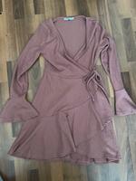 NA-KD Damenkleid Sommerkleid rosa altrosa Gr. S rüschen Sachsen - Coswig Vorschau