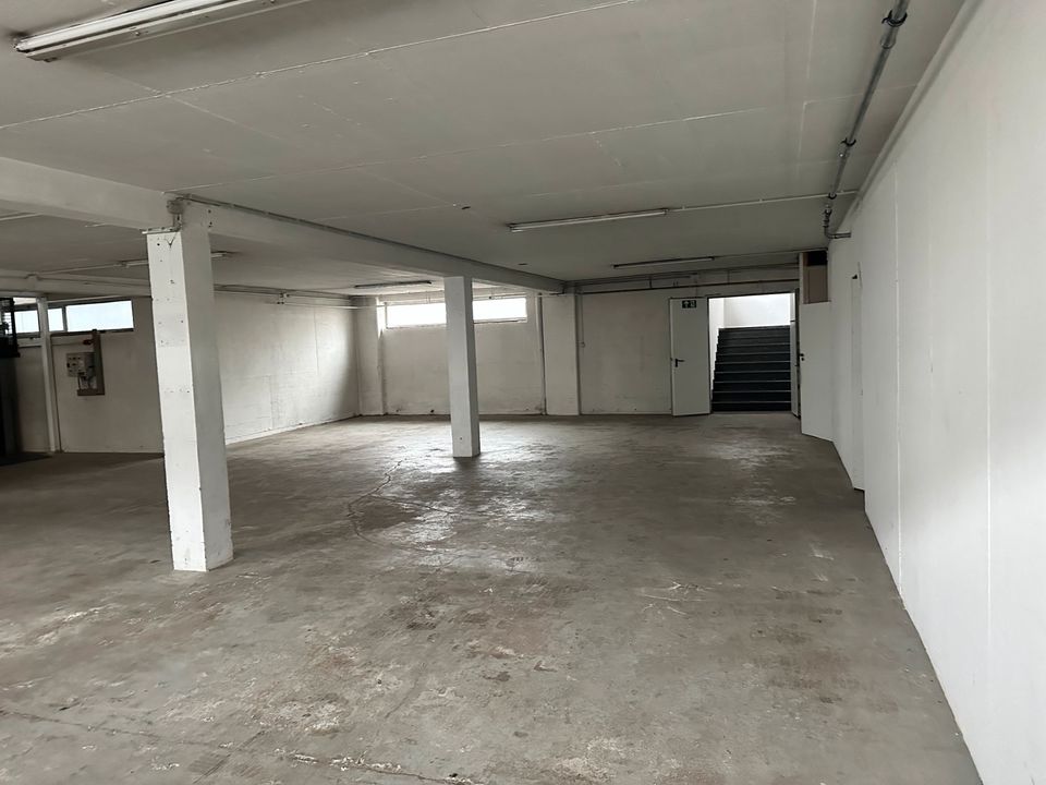 Gewerbe halle ca.900 m2 zu vermieten ohne makler kosten in Saarbrücken