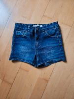 Levis kurze Jeans Shorts 116 Köln - Köln Klettenberg Vorschau