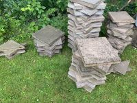Rasenkantsteine Betonplatten zu verschenken Nordrhein-Westfalen - Rommerskirchen Vorschau