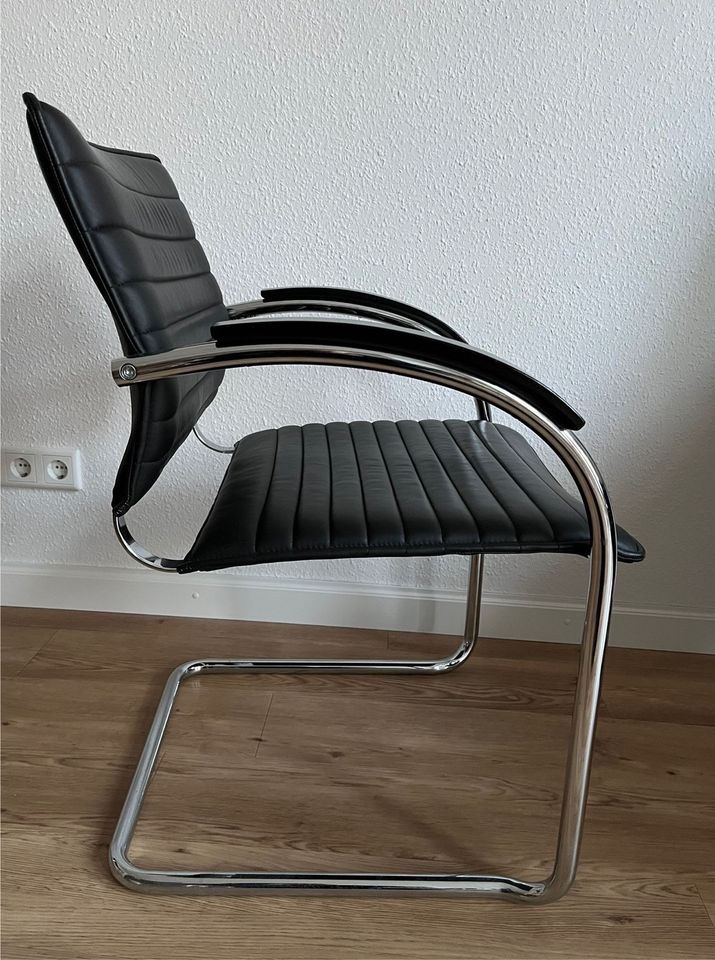 1 von 6 Thonet S73 F Leder Freischwinger Chrom Schwarz in Hannover