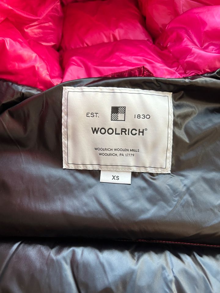 Woolrich daunenjacke pink xs s neuwertig in Rosenheim