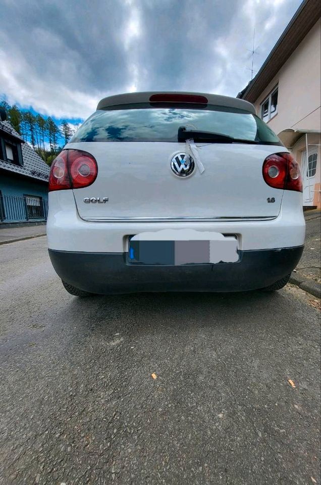 VW Golf 1.6. in Werdohl