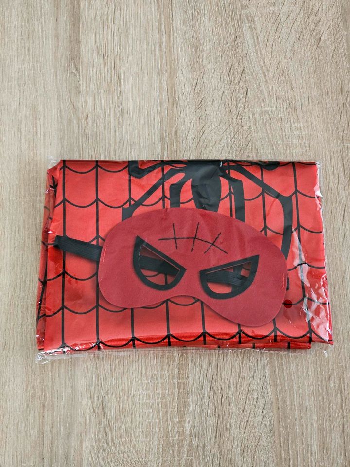 NEU Superheld Marvel Spiderman Umhang Cape und Maske/Kostüm in Gaimersheim