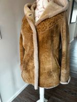 Lammfelljacke mit Kapuze Gr. 44 Bayern - Dietenhofen Vorschau