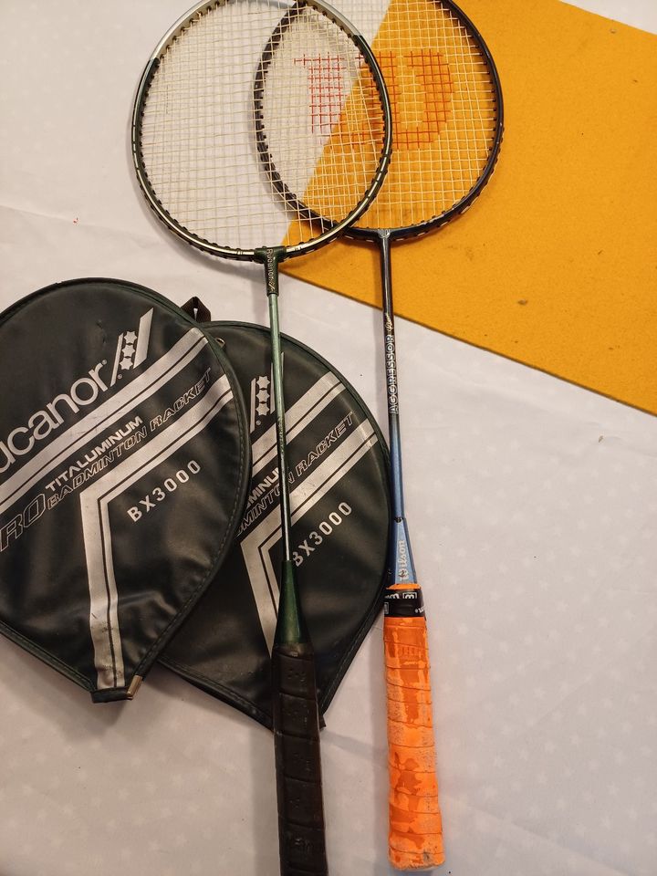 2 Badminton-Schläger= 1x Wilson u. 1x Rucanor Aggressor s.Foto in Gievenbeck