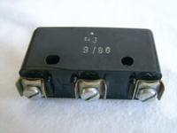 Mikrotaster B3-24V aus DDR-Produktion Thüringen - Jena Vorschau