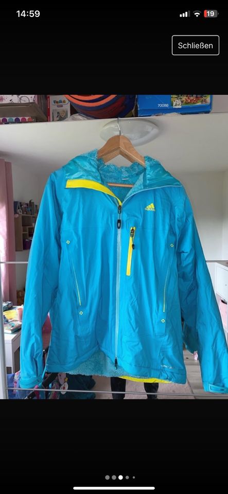 Adidas Trekking Damenjacke mit vielen Funktionen Gr.40 in Forchheim