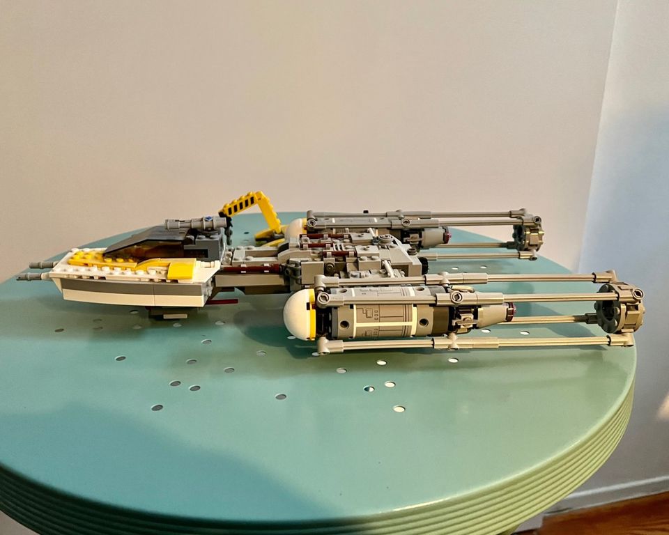 Lego Star Wars 75172 Y-Wing Starfighter in Hamburg