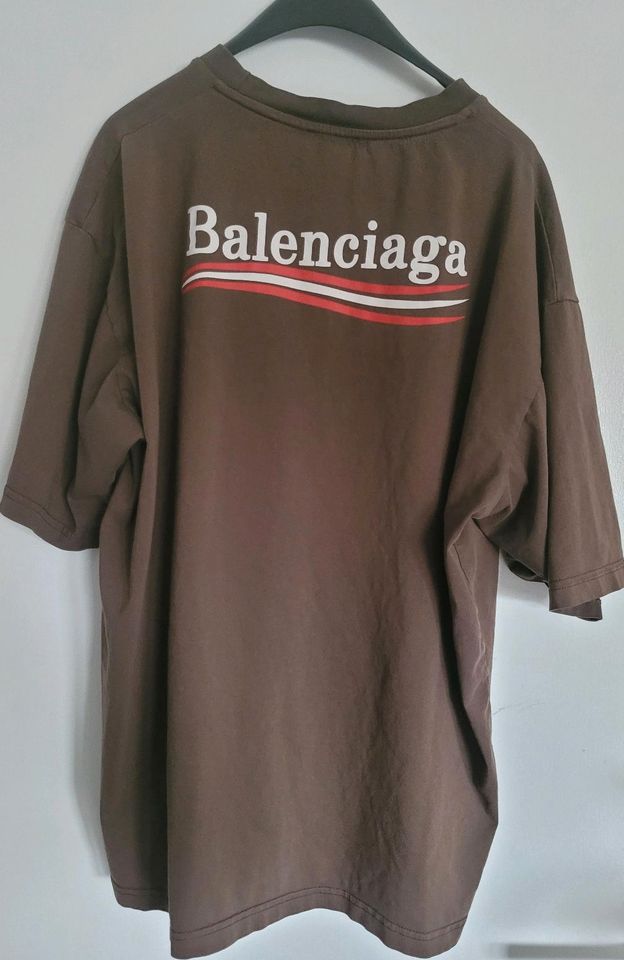 BALENCIAGA T-shirt  Gr.XL in Braunschweig