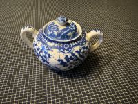 Vintage blau weiße Zuckerdose mit Deckel , Porzellan , Japan Nordrhein-Westfalen - Rösrath Vorschau