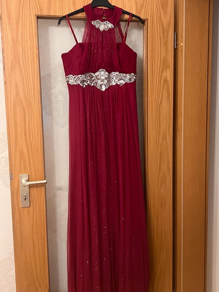 Abendkleid in Mülheim (Ruhr)