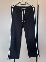 Bonprix Collection Lange Hose Jogginghose schwarz, Größe 40/42 Thüringen - Saalfeld (Saale) Vorschau